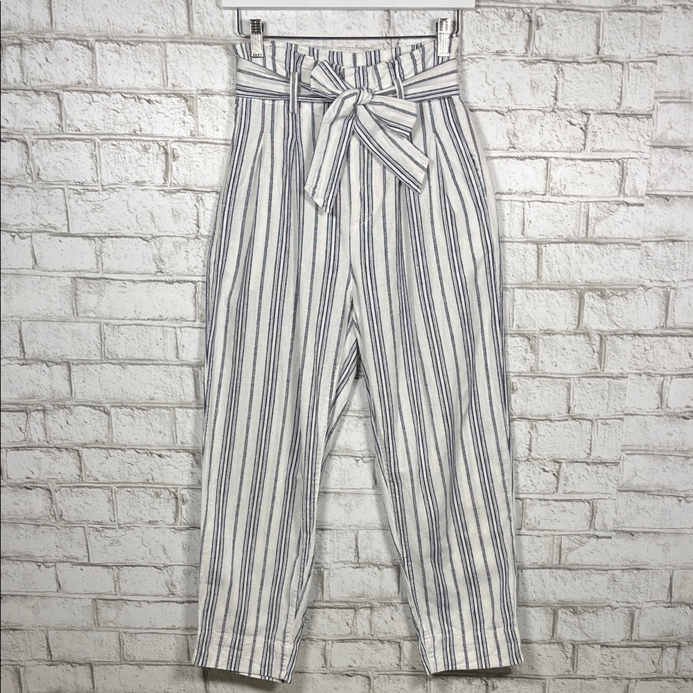 Madewell Linen Cotton Paperbag Pants in Navy & White Stripe size 00 - Picture 2 of 9